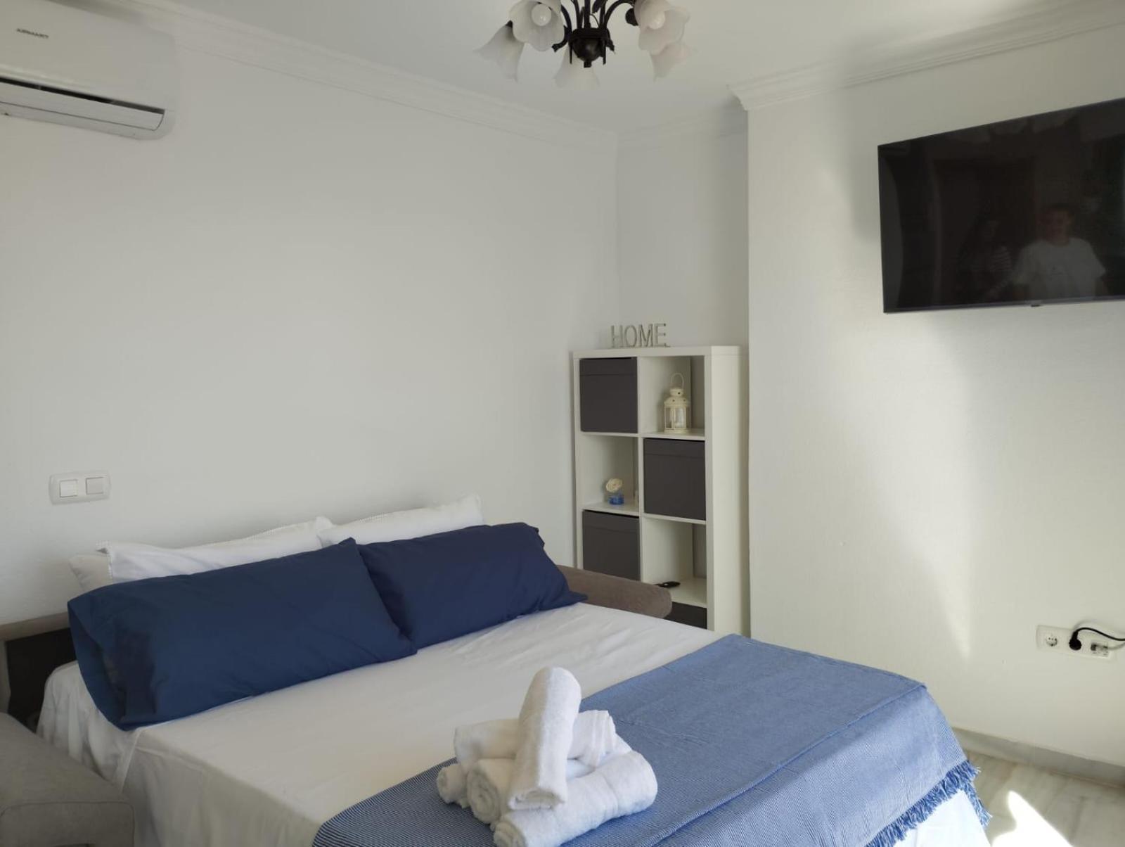 Apartamentos Playacala La Cala Del Moral Екстериор снимка