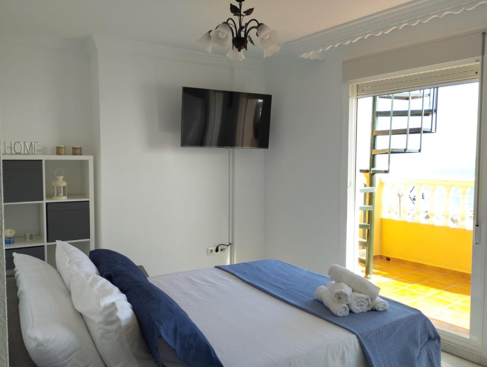 Apartamentos Playacala La Cala Del Moral Екстериор снимка