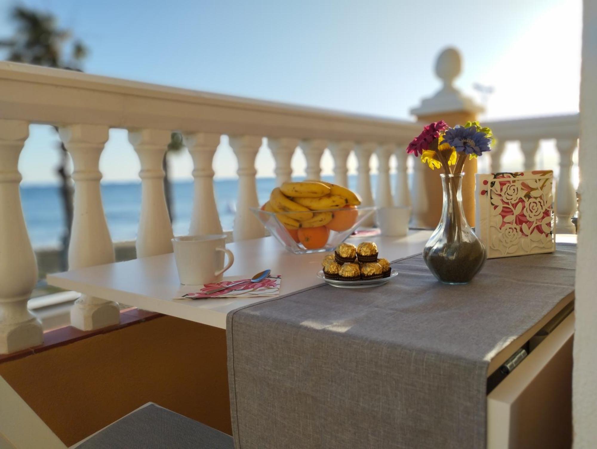 Apartamentos Playacala La Cala Del Moral Екстериор снимка